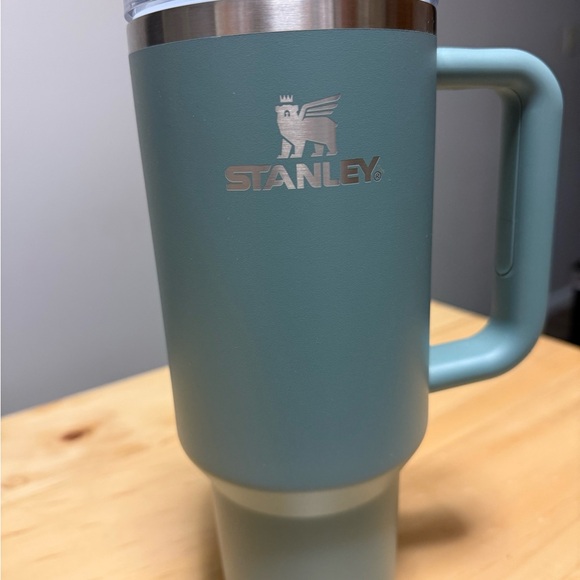 Stanley 40 oz “Quencher” Travel Mug - Picture 2 of 6
